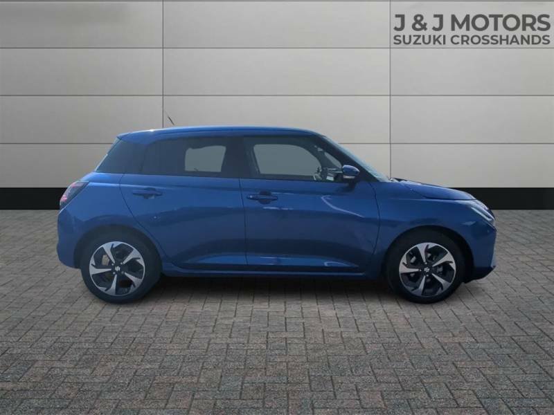 Suzuki Swift Motion Mhev 1.2 Red #8