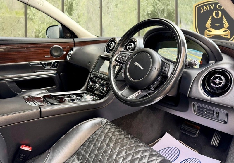 Jaguar XJ Xj R-sport V6 D Grey #8