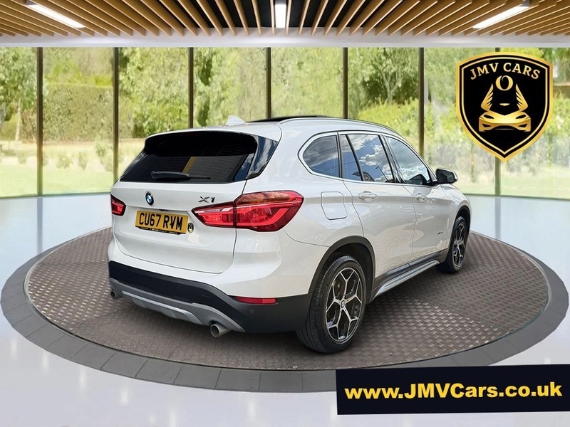 BMW X1 Xdrive20d Xline White #6