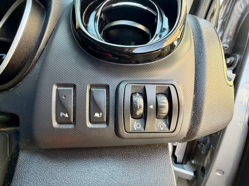 Vauxhall Vivaro   #12