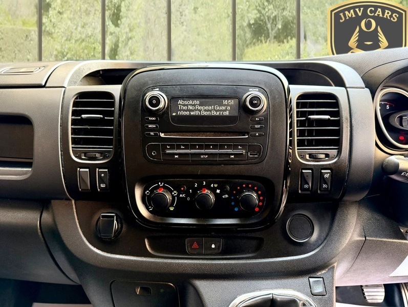 Vauxhall Vivaro   #10