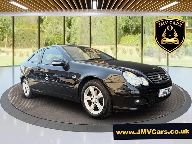 Mercedes-Benz C Class C180k Se Black #5