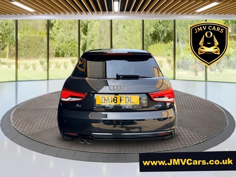 Audi A1 Tfsi S Line Black Black #4
