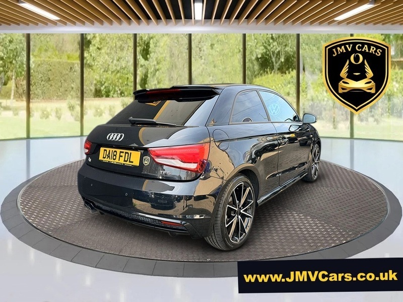 Audi A1 Tfsi S Line Black Black #6