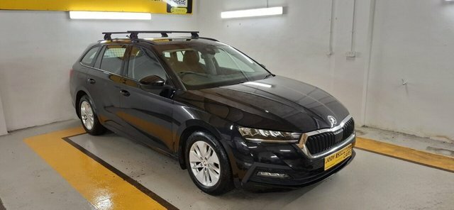 Skoda Octavia 2023 1.0 Tsi Se Technology Estate Manua WG72CXS Black #2