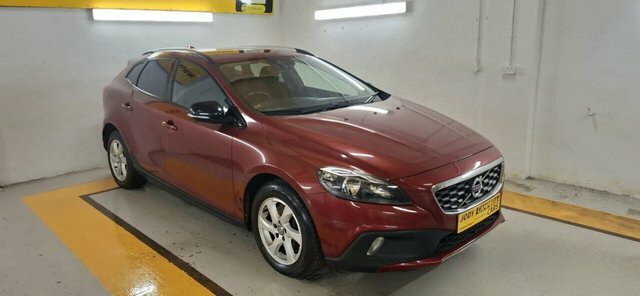 Volvo V40 Cross Country 2015 2.0 D3 Se Hatchback Euro 6 S YY15RXG Red #2