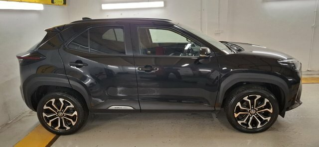 Toyota Yaris Cross 2023 1.5 Vvt-h Design Suv Hybrid E-cvt RO23WKL Black #3