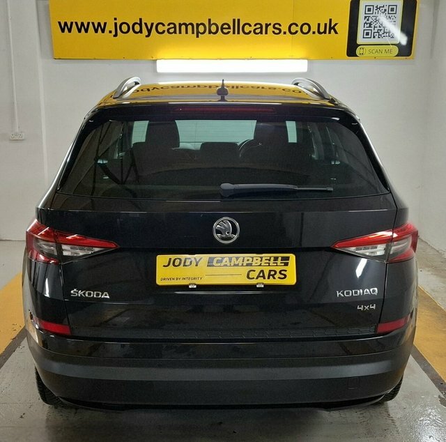 Skoda Kodiaq 2018 1.4 Tsi Act Se Suv 4Wd Euro Black #4