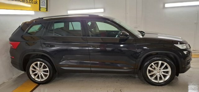 Skoda Kodiaq 2018 1.4 Tsi Act Se Suv 4Wd Euro Black #3