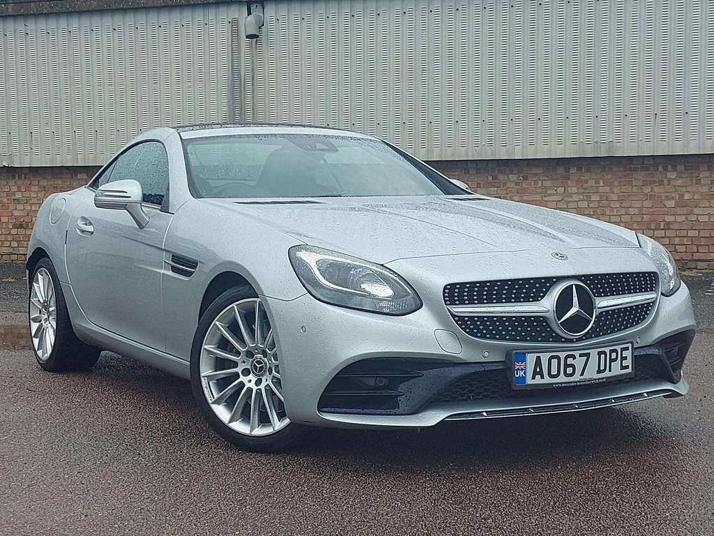 Mercedes-Benz SLC 180 Amg Line Silver #2