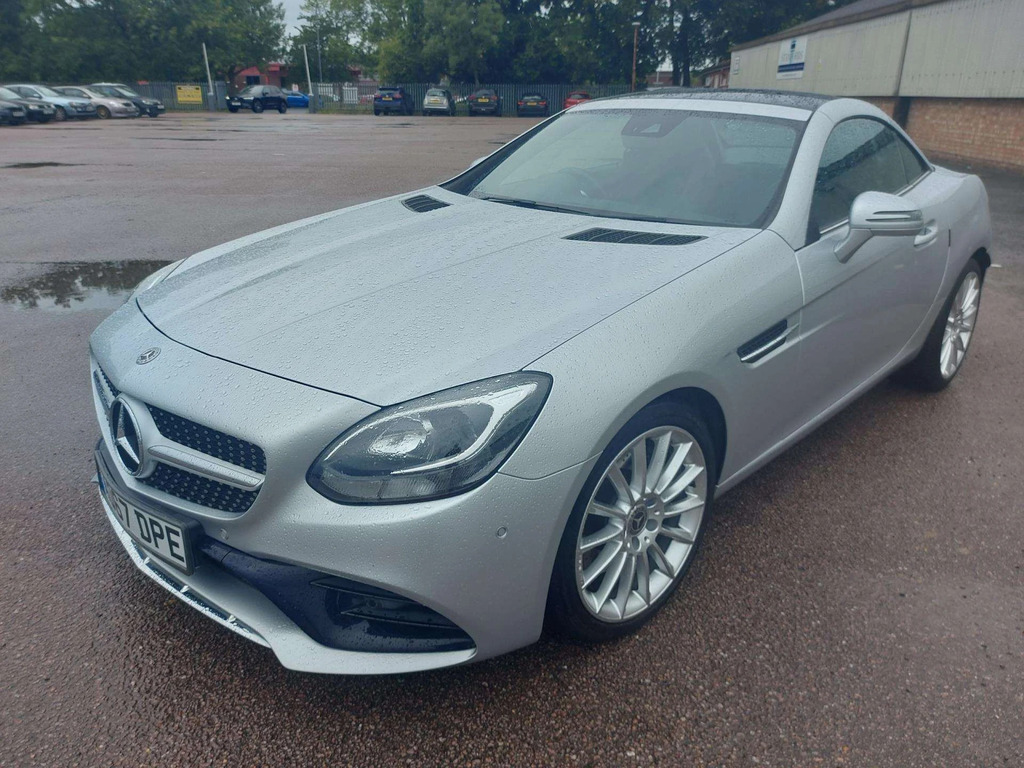 Mercedes-Benz SLC 180 Amg Line Silver #3
