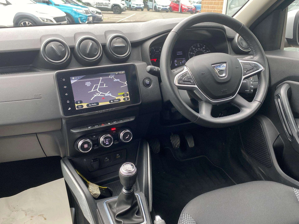 Dacia Duster 1.0 Tce 90 Prestige 6 Speed EK72RTX Black #4
