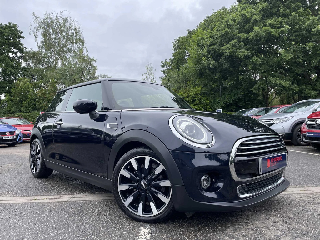 Mini Hatch Exclusive Blue