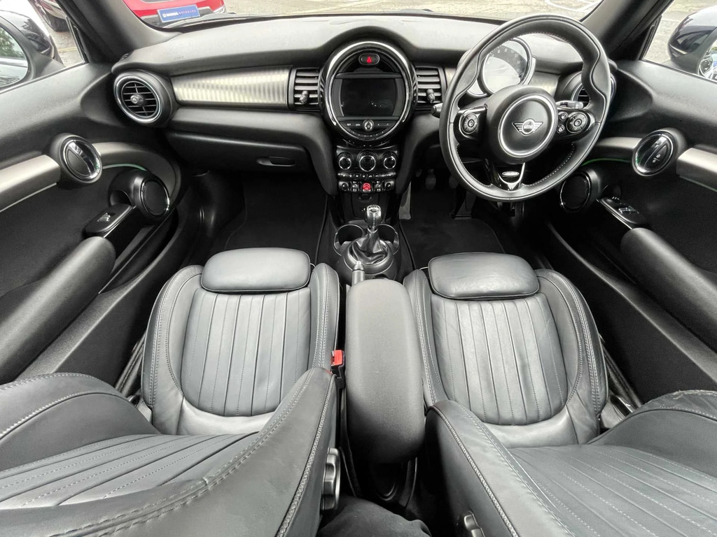 Mini Hatch Exclusive Blue #4