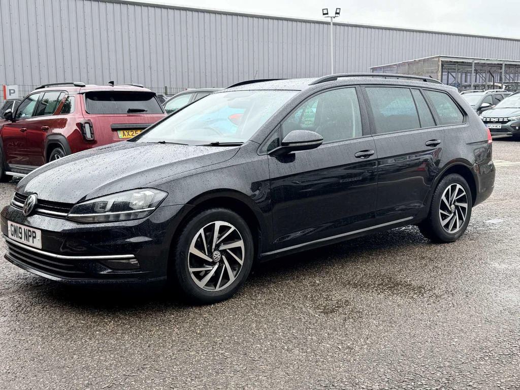 Volkswagen Golf Match Tdi GM19NPP Black #2