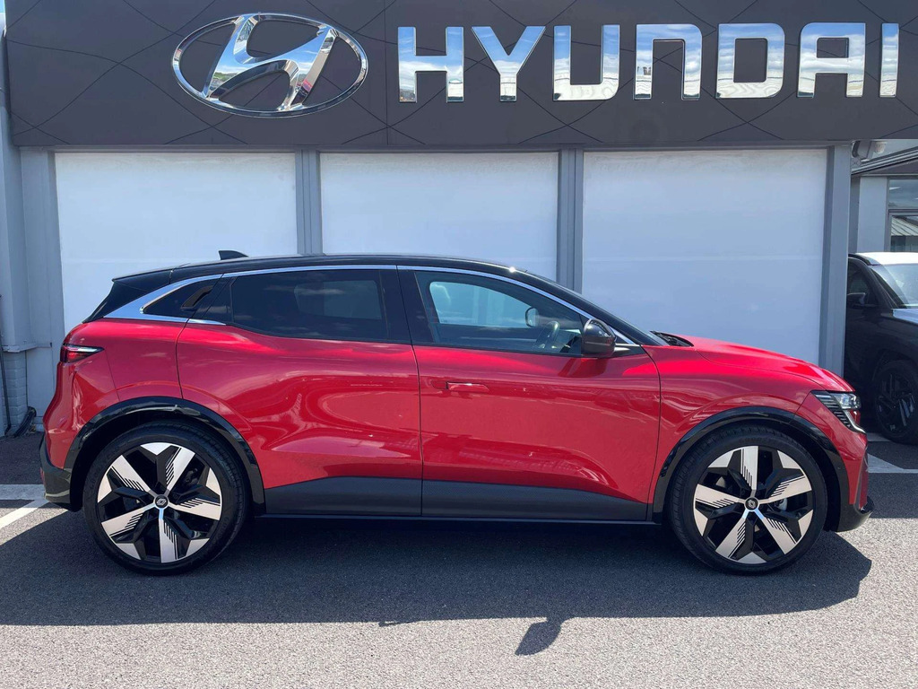 Renault Megane E-Tech E-tech Hb Ev60 Tcno 60Kwh Opch Red #2