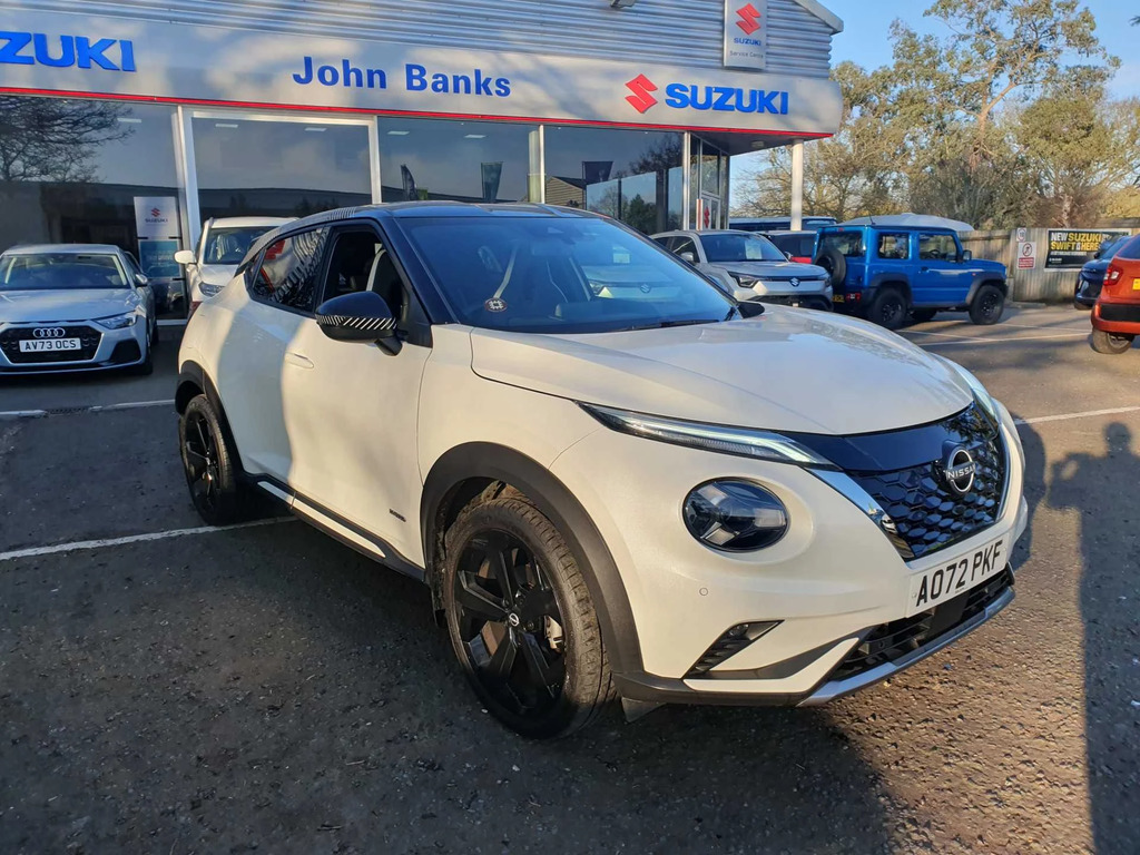 Nissan Juke Tekna Black #1