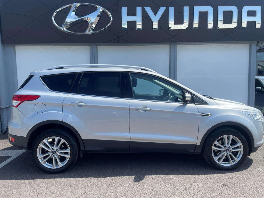 Ford Kuga 2.0 Tdci 150 Titanium Black #2