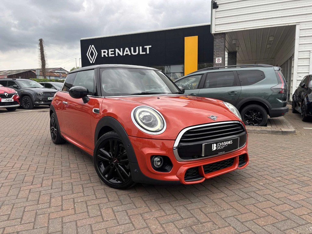 Mini Hatch 1.5 Cooper Sport II Comfortnav Pack Orange