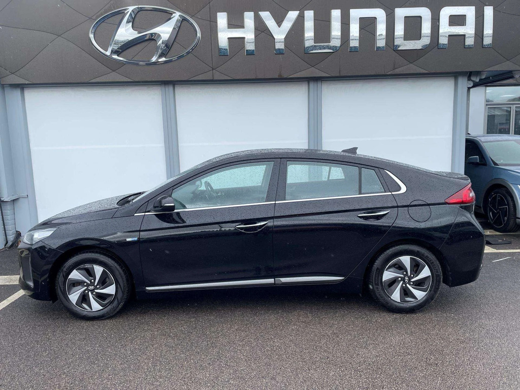 Hyundai Ioniq 1.6 Gdi Hybrid Premium Dct Black #3