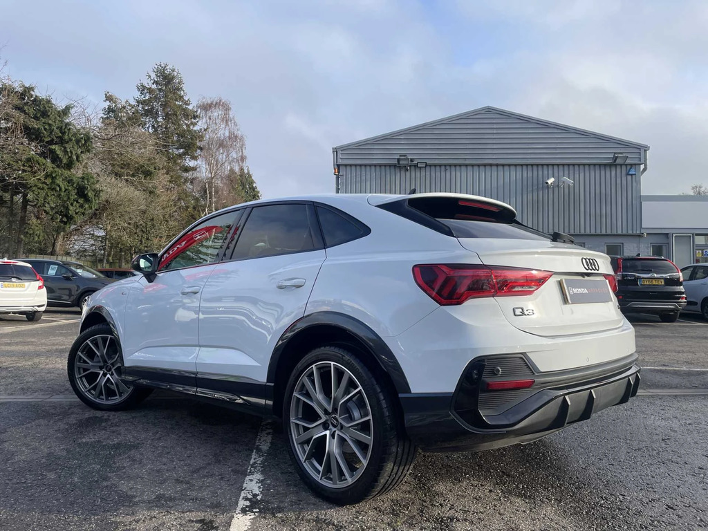 Audi Q3 S Line Black Ed 35 Tfsi Sa White #3