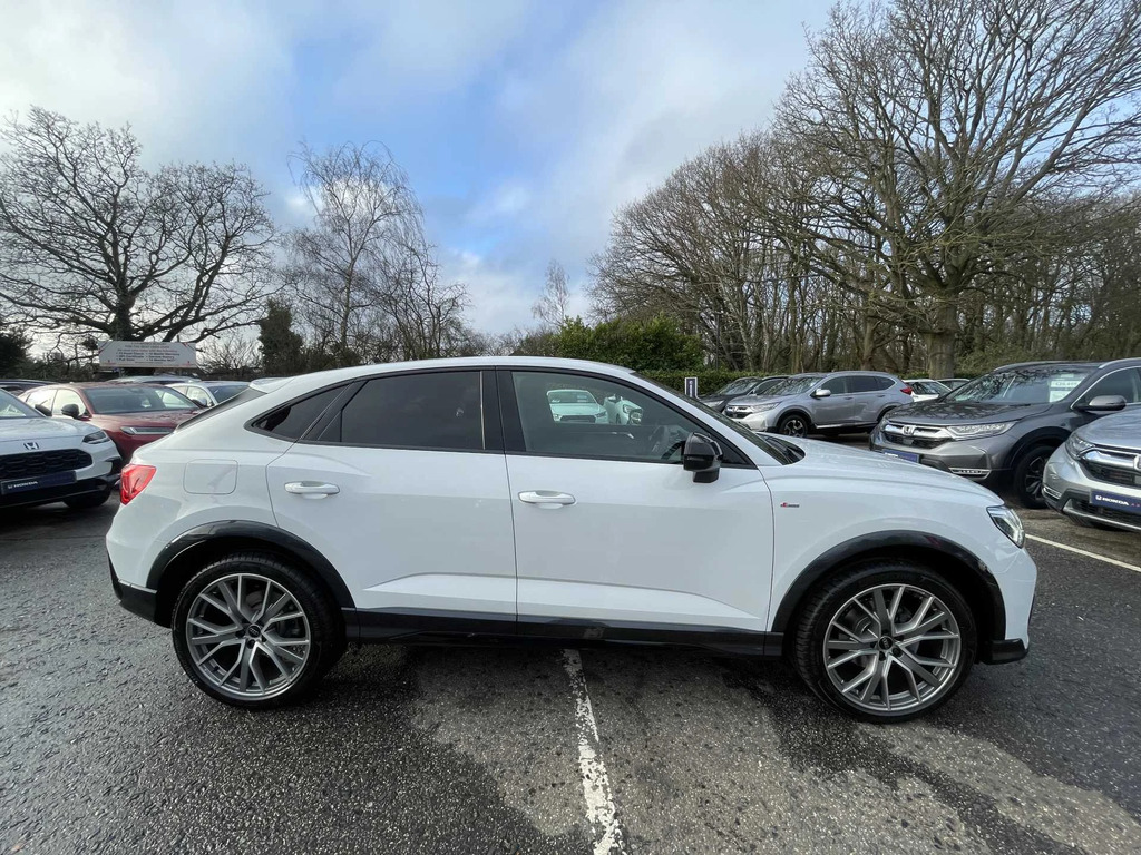 Audi Q3 S Line Black Ed 35 Tfsi Sa White #5