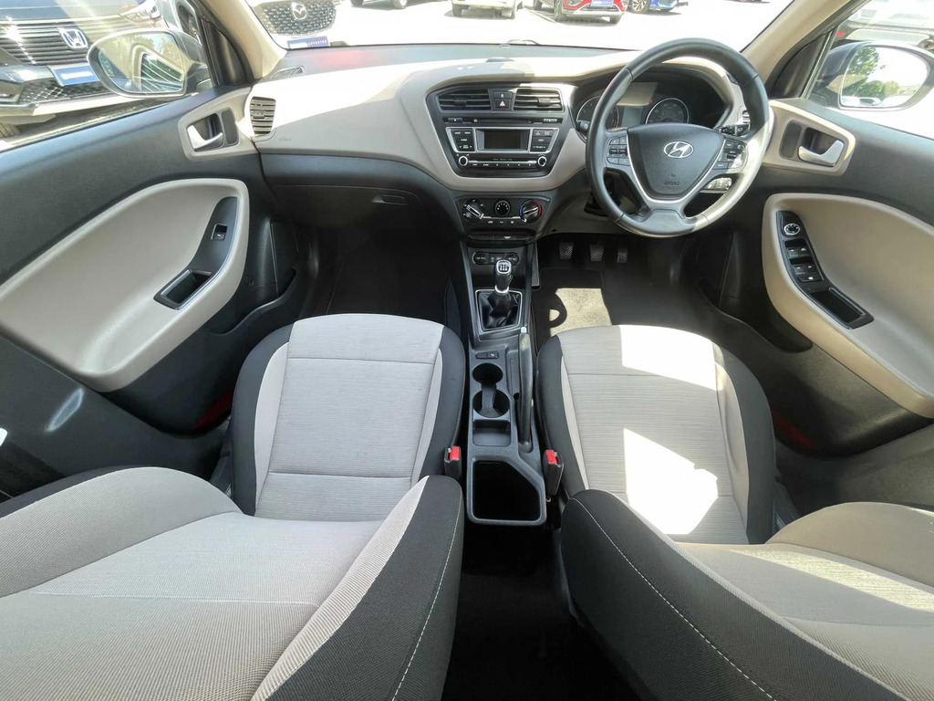 Hyundai I20 Se Mpi Grey #4