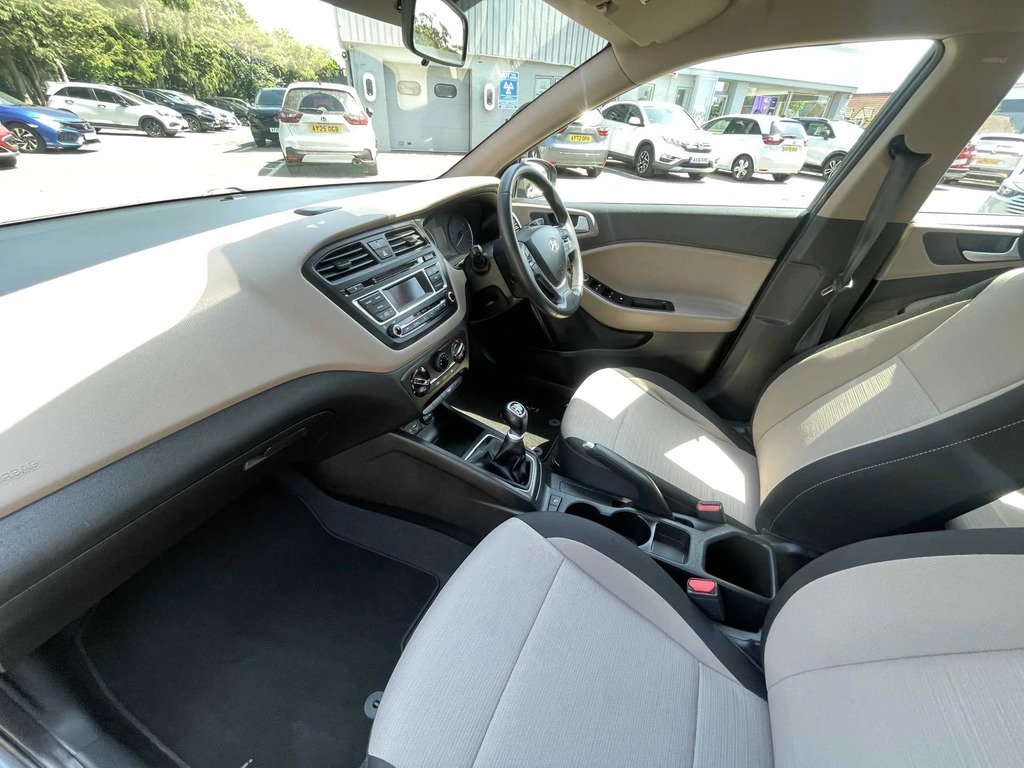 Hyundai I20 Se Mpi Grey #2