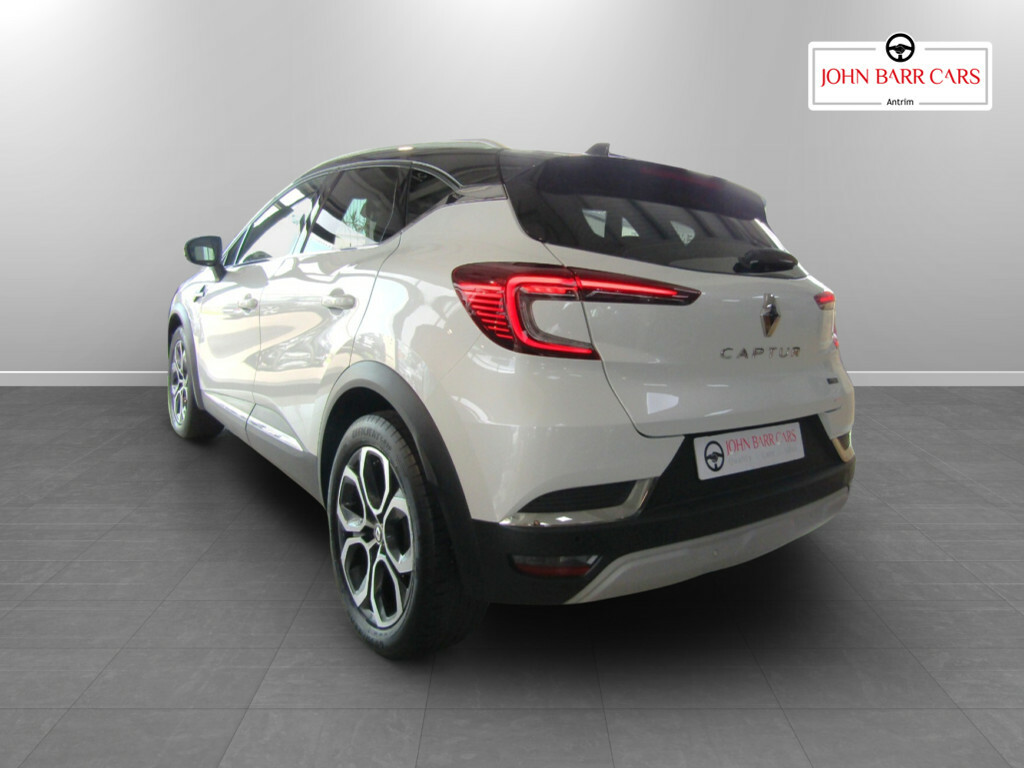 Renault Captur 1.6 E-tech Full Hybrid 145 Techno YGZ8964 White #2