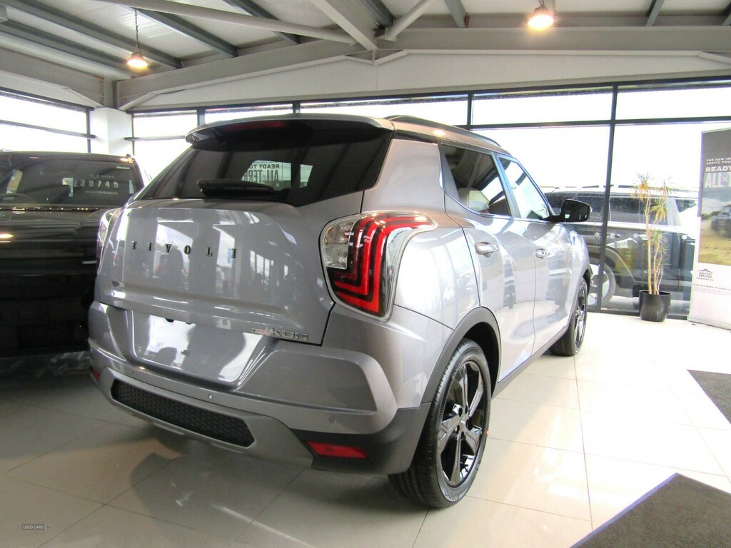 SsangYong Tivoli 1.5 K40 Silver #4