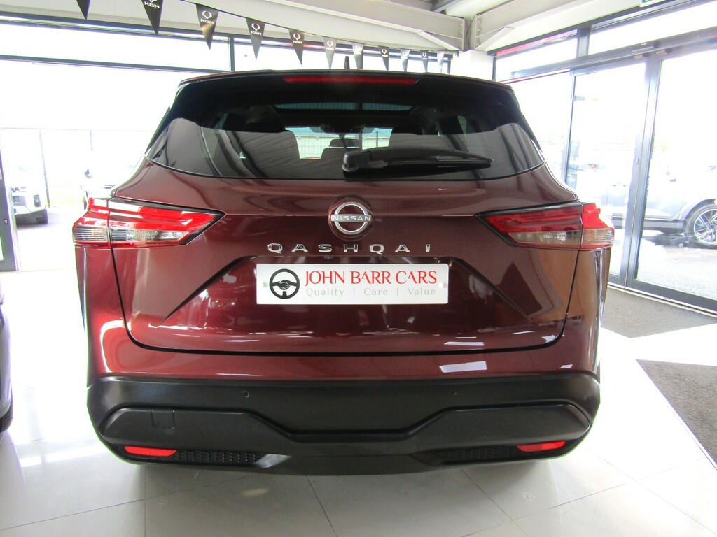 Nissan Qashqai 1.3 Dig-t Mh Acenta Premium Red #3