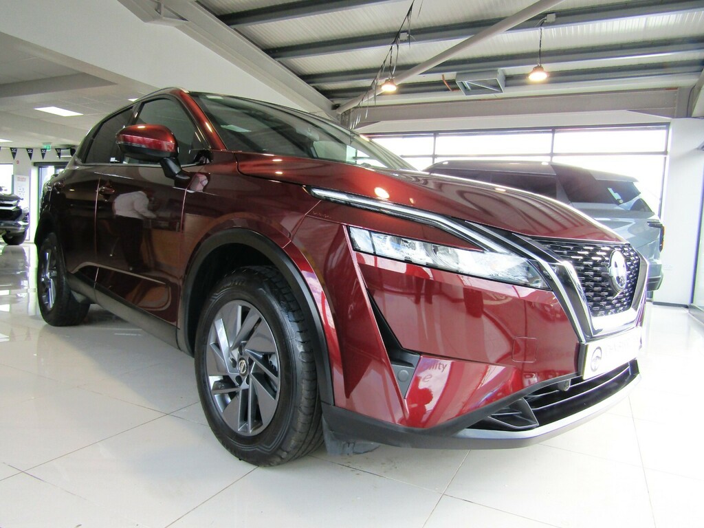 Nissan Qashqai 1.3 Dig-t Mh Acenta Premium Red #6