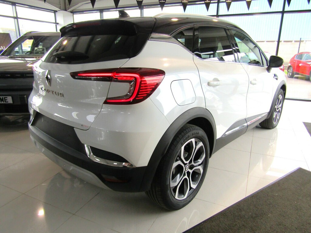 Renault Captur 1.0 Tce 90 Techno White #4