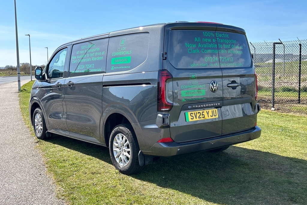 Volkswagen E-Transporter 100Kw 65Kwh Commerce Pro Van SV25YJU Grey #3