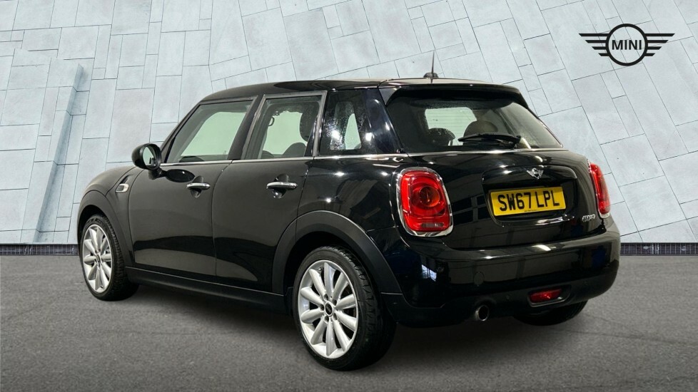Mini Hatch 5-Door Cooper SW67LPL Black #3