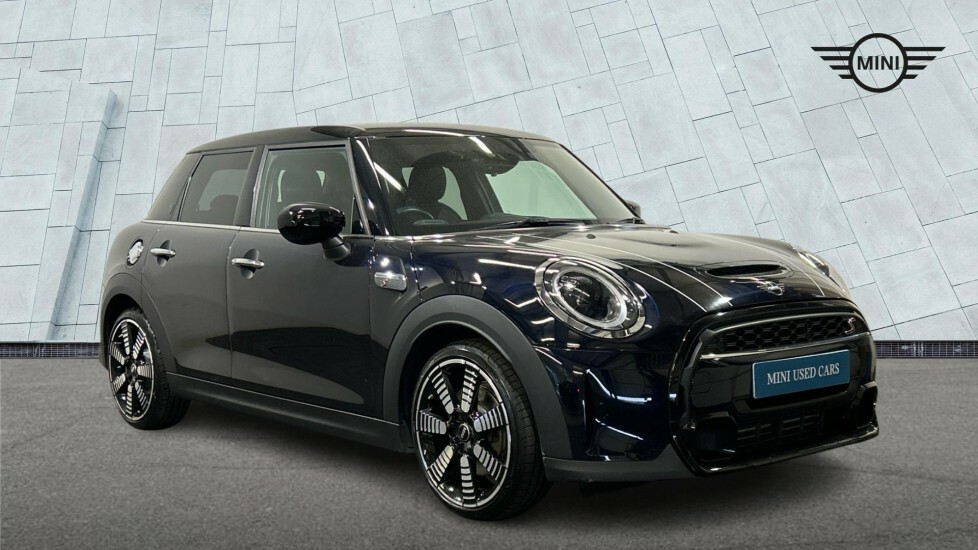 Mini Hatch 5-Door Cooper S Exclusive SY72HUV Black