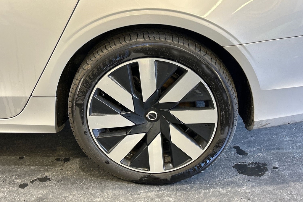 Volvo V90 2.0 T6 350 Phev Plus Dark Awd SV75ZPN Silver #5