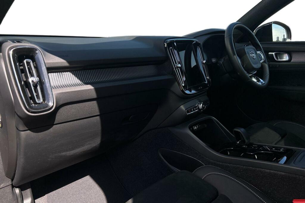 Volvo XC40 2.0 B4p Ultra Black Edition WF25FCZ Black #4