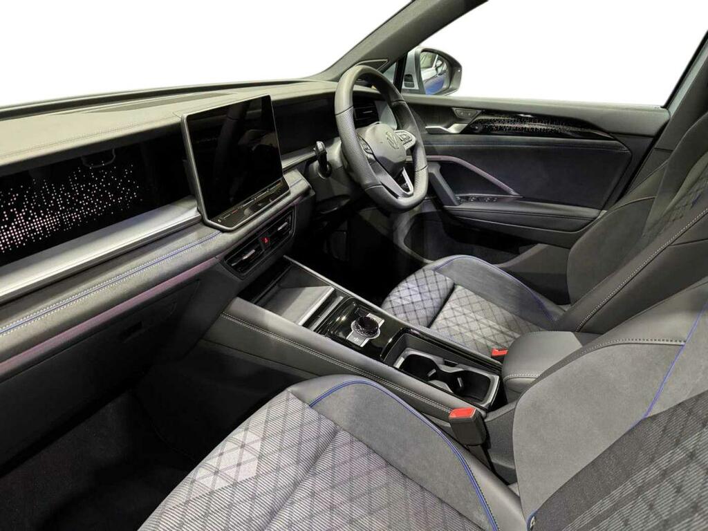 Volkswagen Tayron 1.5 Etsi 150Ps R-line 7 Seat Dsg SY75GWX Silver #2