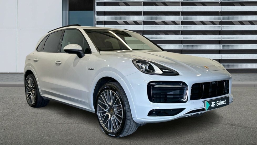 Porsche Cayenne 3.0 V6 E-hybrid 17.9Kwh Platinum Edition Tiptronic Grey