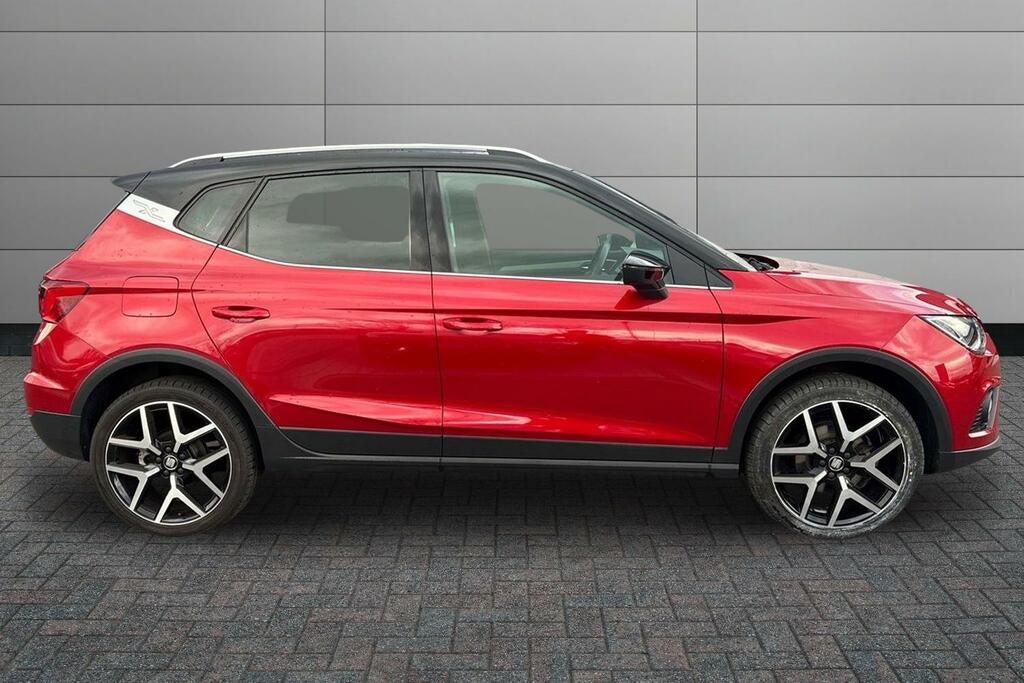 Seat Arona 1.5 Tsi Evo Fr Sport Ez Red #4