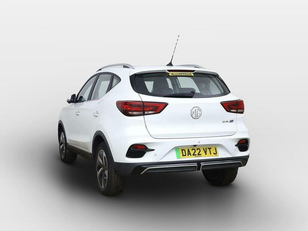 MG ZS 51.1Kwh Trophy Suv 176 Ps White #4