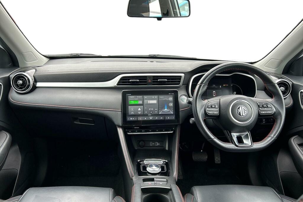MG ZS 51.1Kwh Trophy Suv 176 Ps White #5