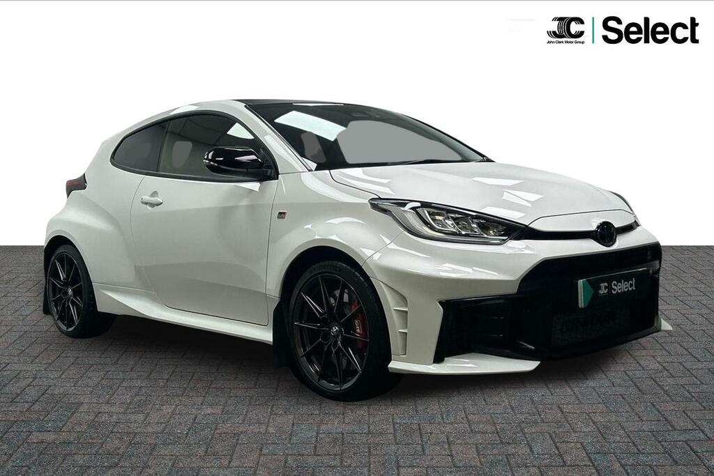 Toyota Yaris 1.6T Gr Dat8 Awd Euro 6 White