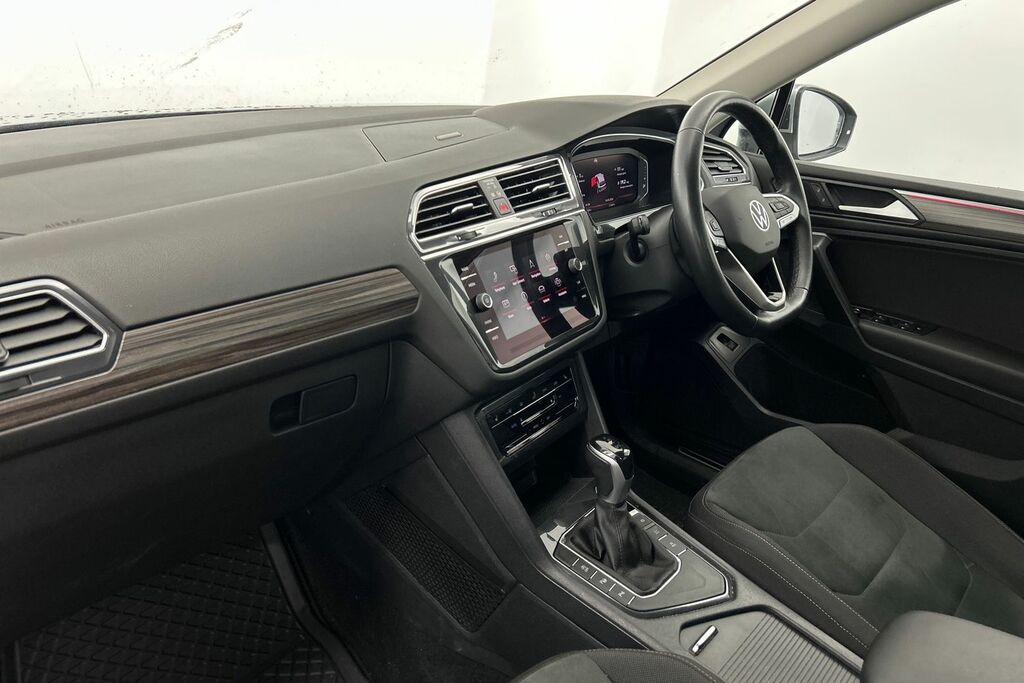 Volkswagen Tiguan Allspace 1.5 Tsi Elegance Dsg SW72PKN Silver #2