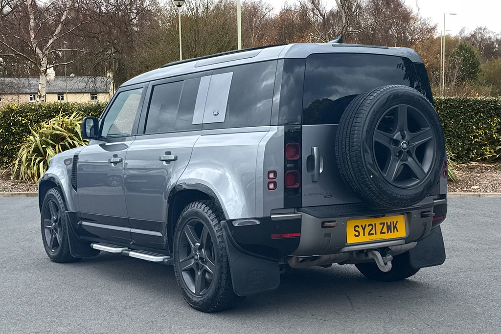 Land Rover Defender 110 D300 X-dynamic Se SY21ZWK Grey #2