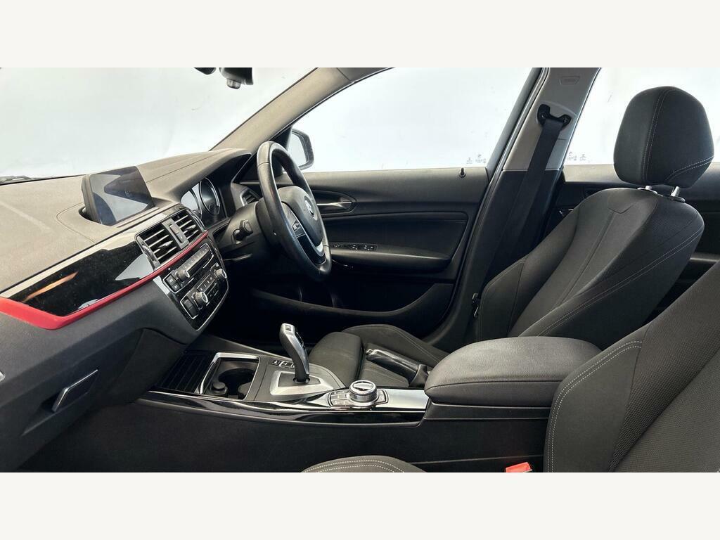 BMW 1 Series 1.5 118I Sport Euro 6 Ss NK18OJN Silver #3