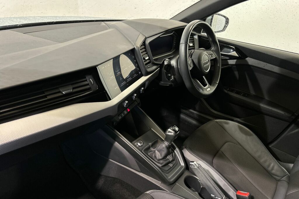 Audi A1 S Line 30 Tfsi 110 Ps 6-Speed SV73XPA Grey #2