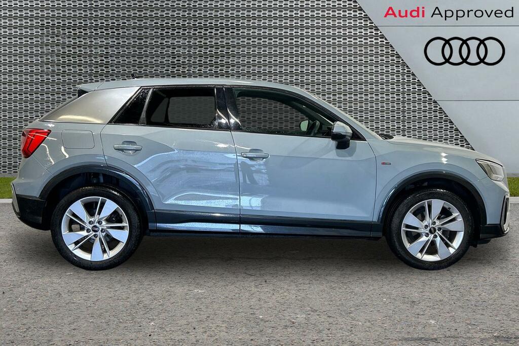 Audi Q2 S Line 35 Tfsi 150 Ps S Tronic SW22AHP Grey #4