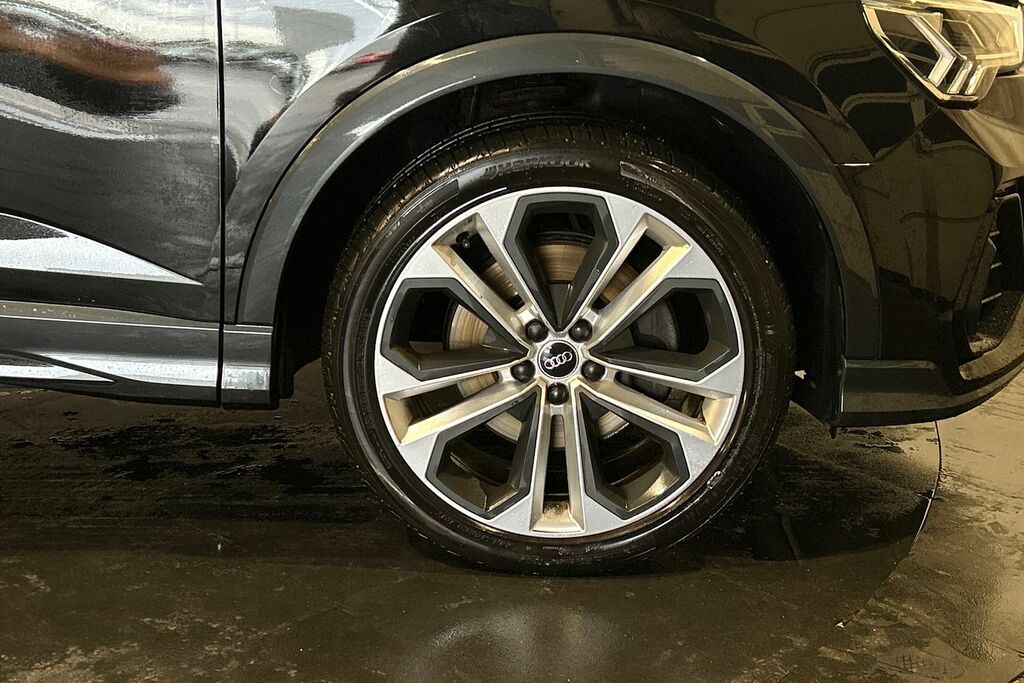Audi Q3 Black Edition 40 Tfsi Quattro 190 Ps S Tronic SW22UDK Black #5